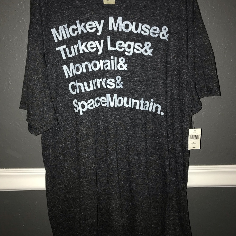 Disney t-shirt never worn!